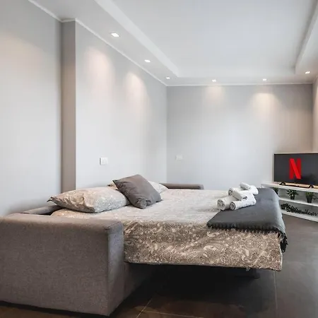 Apartment Amazhome - New Private Garden & Cozy Riccione