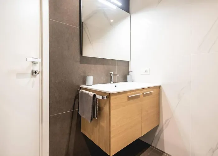 Apartment Amazhome - New Private Garden & Cozy *