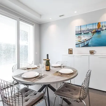 Amazhome - New Private Garden&cozy