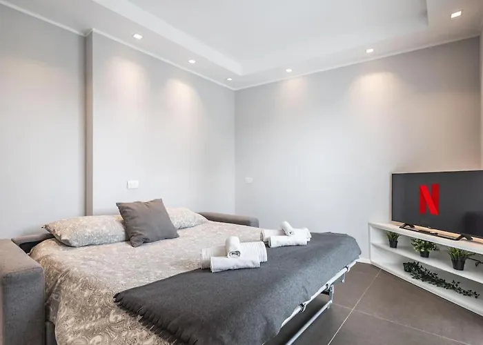 Amazhome - New Private Garden & Cozy Apartment Riccione